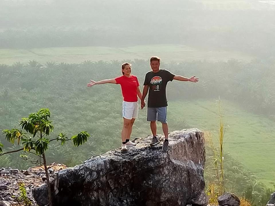 โฮมสเตย์บ้านนายสิงโตเขาคูหา Ban Khu Ha Nai Buitenkant foto